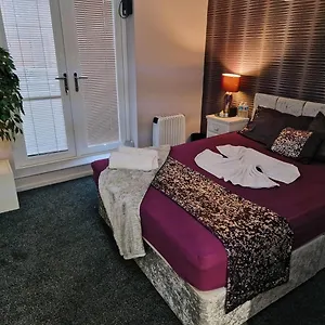 Love hotel The Ivy Garden (adults Only), Handsworth